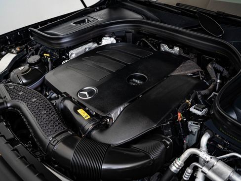 Certified 2022 Mercedes-Benz GLC 300 4MATIC image 42