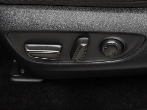 Certified 2025 Toyota RAV4 XLE AWD/4WD image 17