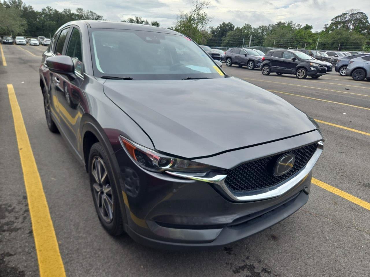 Used 2018 MAZDA CX-5 Touring w/ Preferred Equipment Package FWD image 11