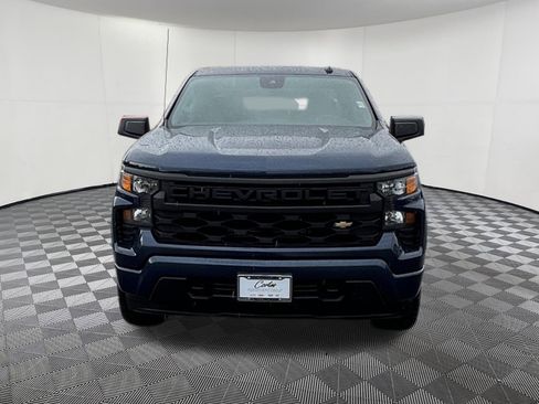 Used 2022 Chevrolet Silverado 1500 Custom image 2