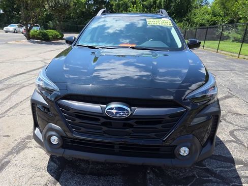 Certified 2024 Subaru Outback Premium AWD/4WD image 3