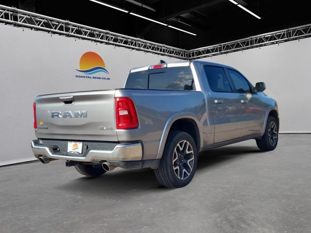 Used 2025 RAM 1500 Laramie AWD/4WD image 5