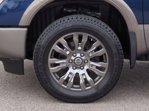 Used 2018 Nissan Titan Platinum Reserve w/ Platinum Utility Package image 14