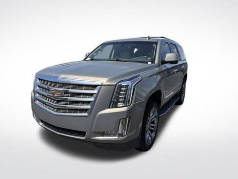 Used 2018 Cadillac Escalade 4WD w/ LPO, Radiant Package image 2