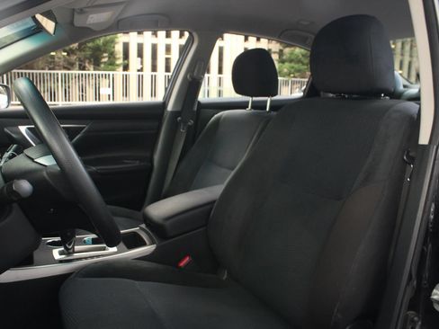 Used 2015 Nissan Altima 2.5 S w/ Power Driver Seat Package FWD image 17