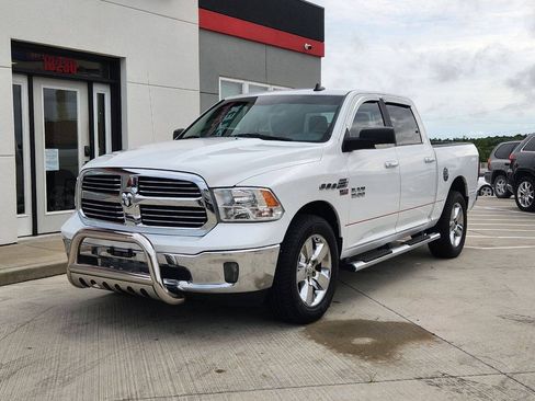 Used 2017 RAM 1500 Big Horn AWD/4WD image 2