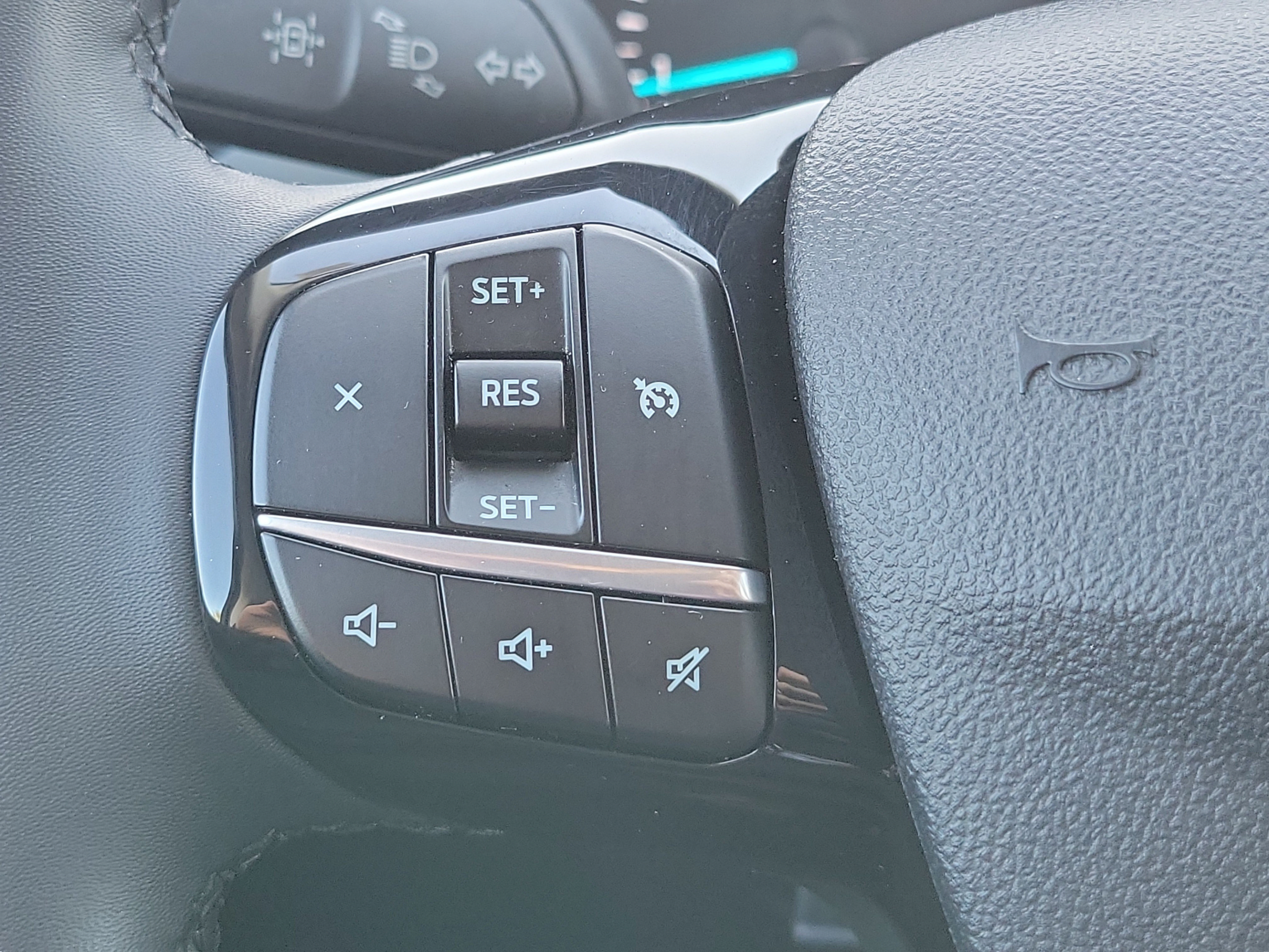 Used 2022 Ford Escape SEL AWD/4WD image 21