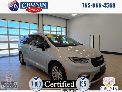Used 2024 Chrysler Pacifica Touring-L