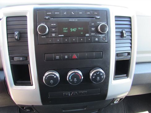 Used 2010 Dodge Ram 1500 Truck SLT RWD image 15