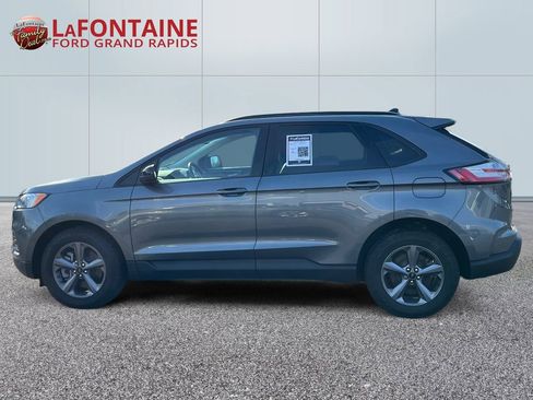 Used 2024 Ford Edge SEL w/ Sport Appearance Package AWD/4WD image 4