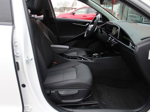 Used 2023 Kia Niro Wind image 24