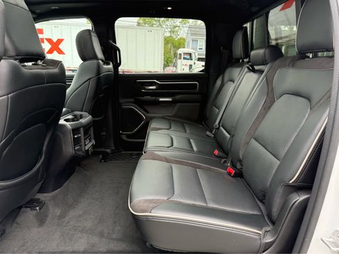 Used 2024 RAM 1500 Laramie AWD/4WD image 25