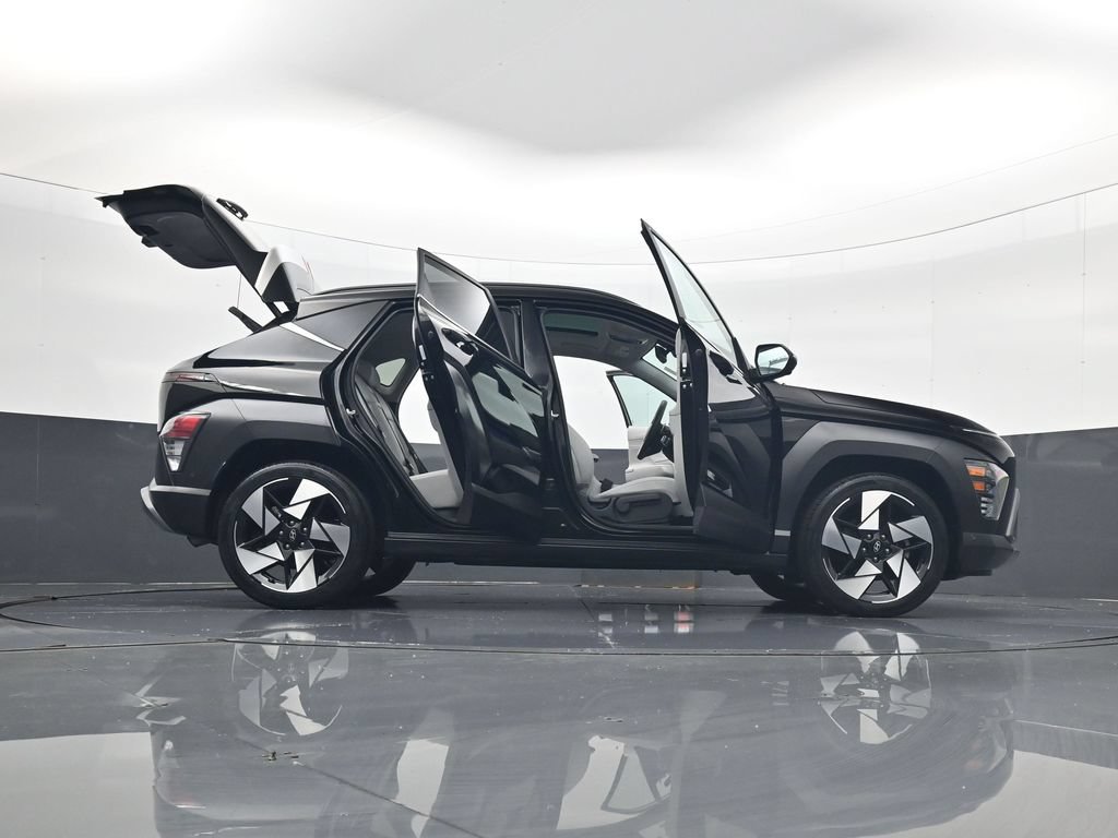 Certified 2024 Hyundai Kona Limited FWD image 34