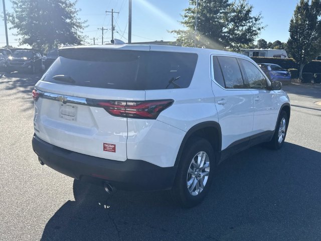 Used 2023 Chevrolet Traverse LS FWD image 8