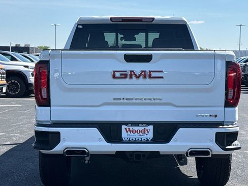 New 2026 GMC Sierra 1500 AT4 w/ AT4 Premium Package AWD/4WD image 8