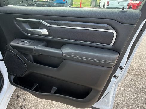 Used 2025 RAM 1500 Big Horn AWD/4WD image 18
