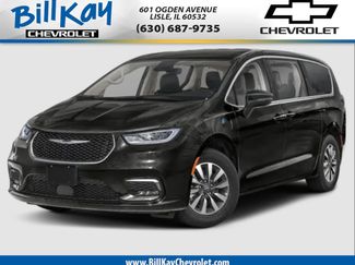 Used 2024 Chrysler Pacifica Limited FWD video 1