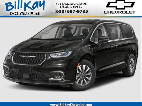 Used 2024 Chrysler Pacifica Limited FWD image 1