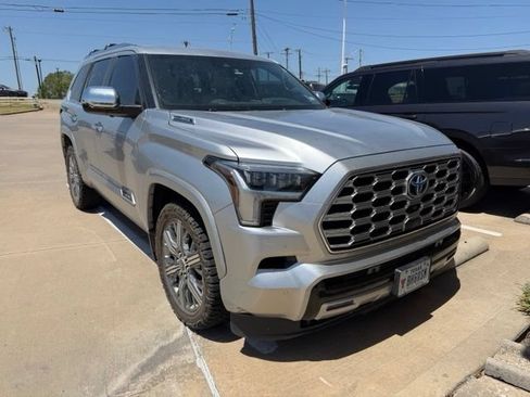 Used 2023 Toyota Sequoia Capstone AWD/4WD image 2