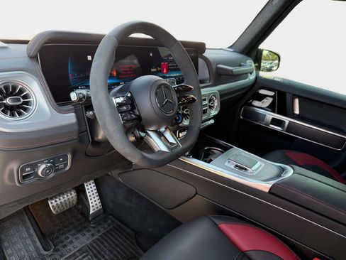 Used 2025 Mercedes-Benz G 63 AMG 4MATIC image 21