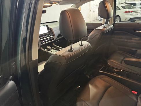 Certified 2025 Nissan Pathfinder SL w/ SL Premium Package FWD image 30