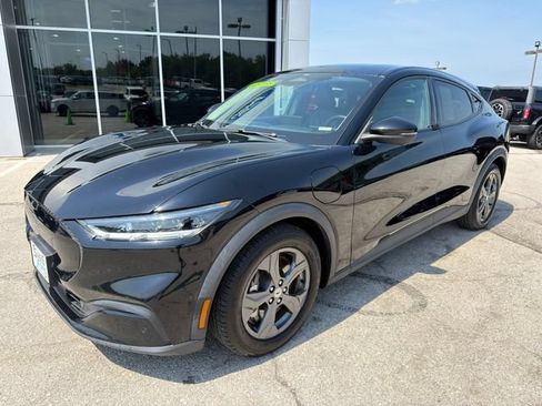 Used 2021 Ford Mustang Mach-E Select RWD image 3