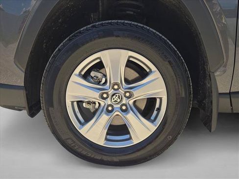 Used 2025 Toyota RAV4 XLE w/ Convenience Package AWD/4WD image 24