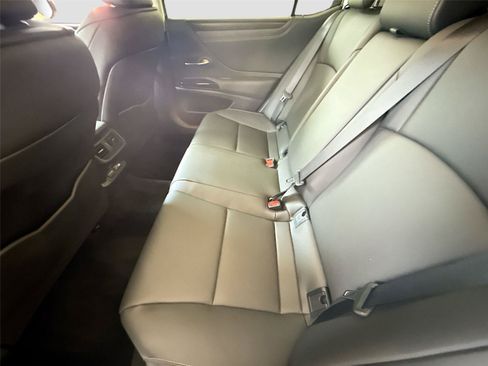 Used 2025 Lexus ES 350 w/ Premium Package FWD image 24