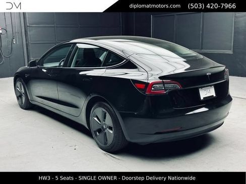 Used 2023 Tesla Model 3 Standard Range RWD image 4