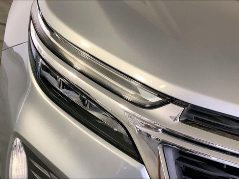 Used 2024 Chevrolet Equinox LT AWD/4WD image 25