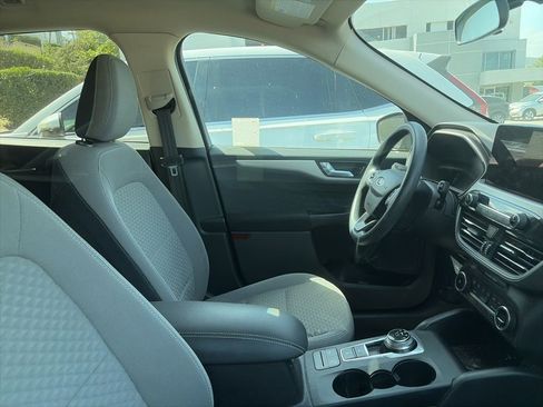 Used 2020 Ford Escape SE FWD image 11