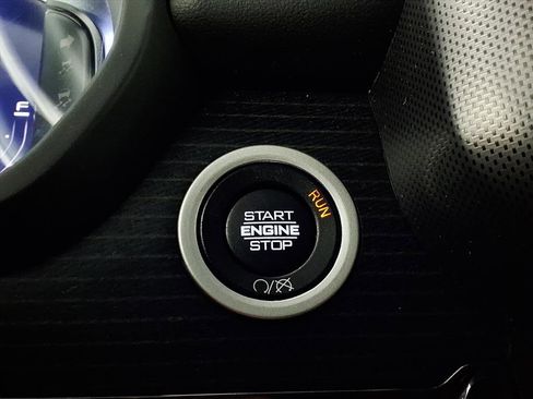 Used 2024 RAM 3500 Limited image 9