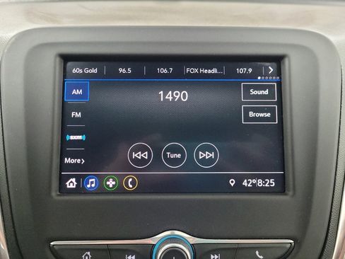 Used 2020 Chevrolet Equinox LT image 25