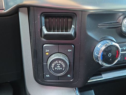Used 2024 Ford F150 Lariat w/ FX4 Off-Road Package AWD/4WD image 25