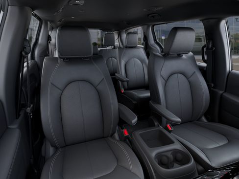 New 2026 Chrysler Pacifica Select FWD image 17