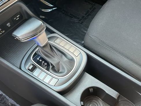 Used 2024 Hyundai Kona SEL FWD image 14