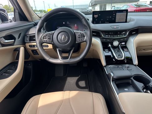 Used 2025 Acura TLX w/ Technology Package FWD image 16