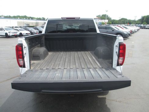Used 2024 GMC Sierra 1500 Pro w/ Pro Value Package AWD/4WD image 7