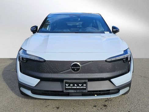 New 2026 Volvo EX30 Cross Country Ultra image 8