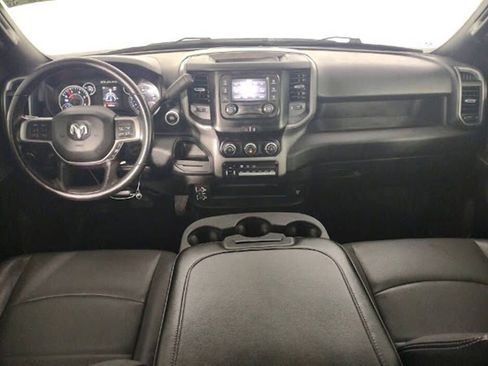 Used 2022 RAM 2500 Tradesman w/ Chrome Appearance Group AWD/4WD image 2