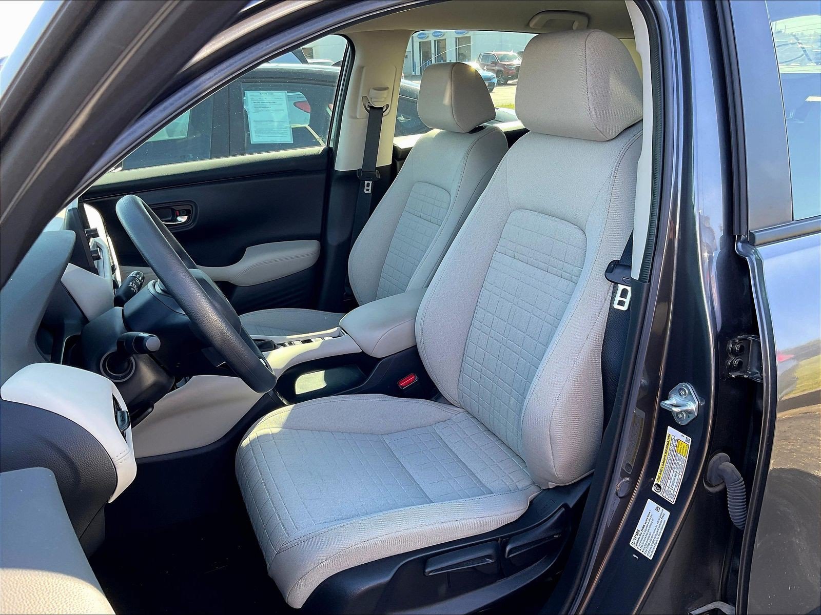 Certified 2024 Honda HR-V LX image 6