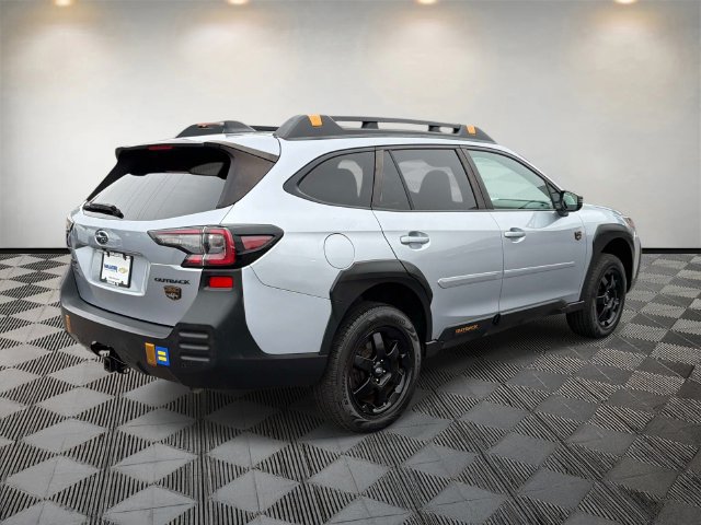 Used 2022 Subaru Outback Wilderness AWD/4WD image 5