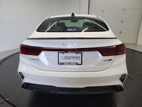 Used 2022 Kia Forte GT-Line FWD image 8
