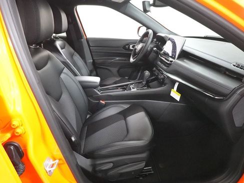 New 2026 Jeep Compass Latitude image 30