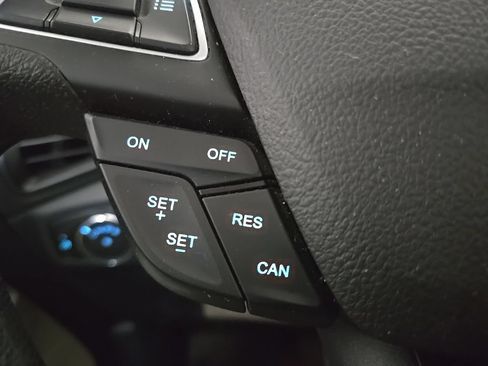 Used 2021 Ford EcoSport S FWD image 31