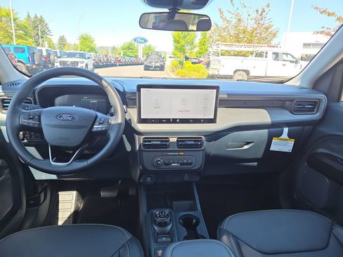 Used 2026 Ford Maverick Lobo AWD/4WD image 6