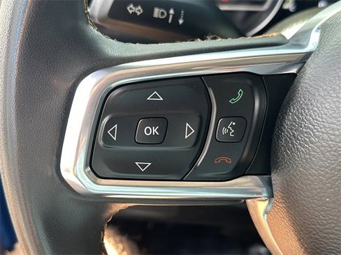 Used 2023 Jeep Gladiator Overland image 37