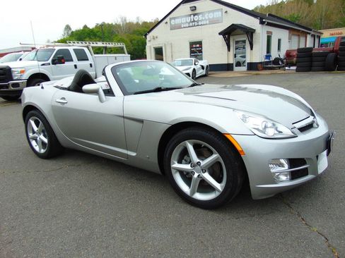 Used 2008 Saturn Sky w/ Premium Trim Package RWD image 44