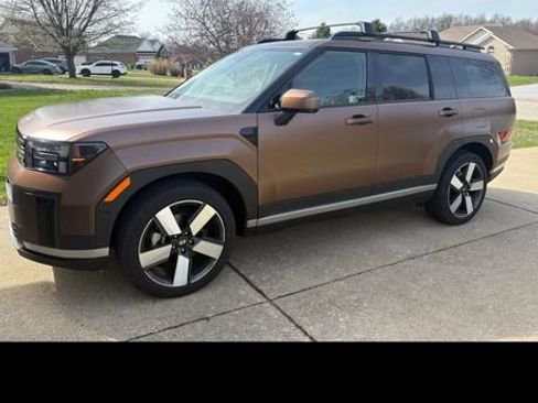 Used 2025 Hyundai Santa Fe Limited image 1