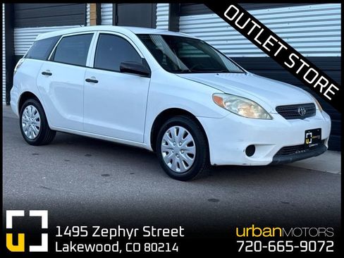 Used 2005 Toyota Matrix image 1